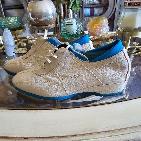 Thierry Rabotin Leather Sneakers Women's EU 39 (US 8.5) - Picture 3 of 5